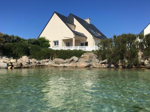 Holiday home Rue du Calvaire : Guest accommodation near Roscoff