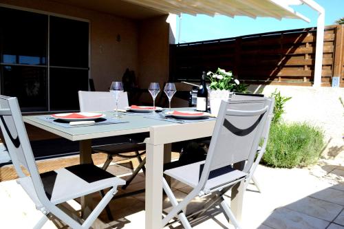 Maison de Camargue, terrasse et barbecue : Guest accommodation near Aigues-Mortes