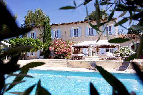 Appel du Luberon : Guest accommodation near Charleval