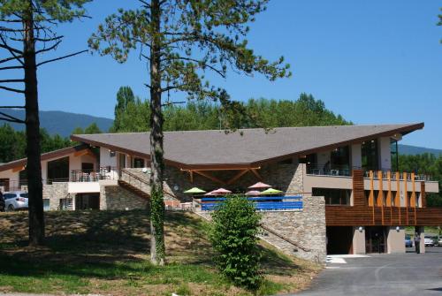 Le Pré du Lac : Hotel near Bellecombe-en-Bauges