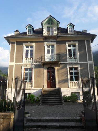 The Free Range Chalet : Bed and Breakfast near Bagnères-de-Luchon