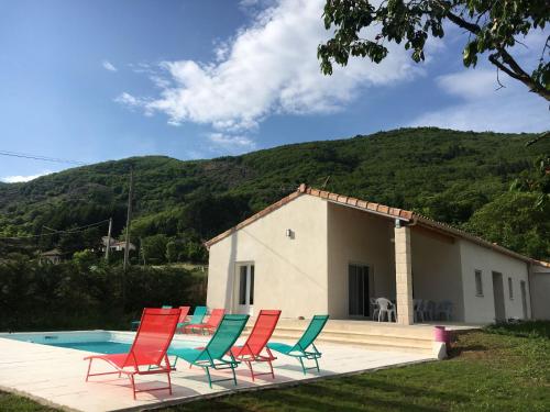 Villa 2 - Thueyts : Guest accommodation near Lachamp-Raphaël