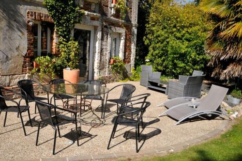 La Charmeuse d'Etretat : Guest accommodation near Bordeaux-Saint-Clair