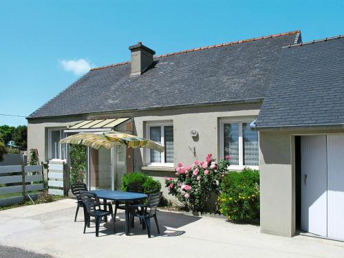 Ferienhaus Plouescat 211S : Guest accommodation near Plounévez-Lochrist