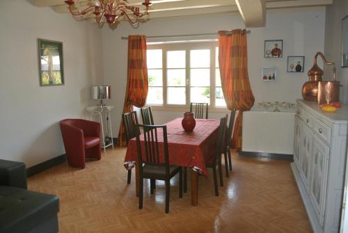 La Ferme Fortin : Guest accommodation near Vibrac