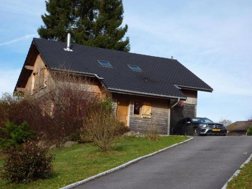 Maison de Vacances - Liezy - Gérardmer : Guest accommodation near La Chapelle-devant-Bruyères
