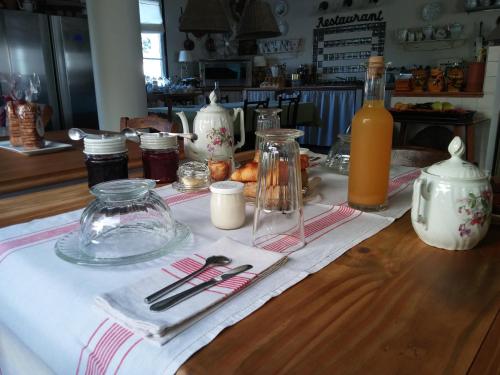Les Chambres d'Hôtes de Magali : Bed and Breakfast near Montegrosso