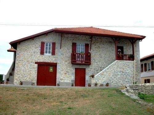 House Ongi etorri : Guest accommodation near Guiche