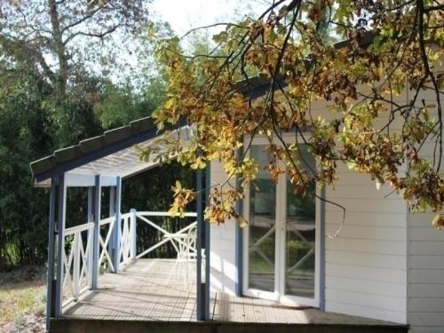 House Les bambous : Guest accommodation near Laluque