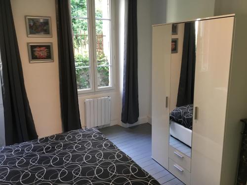Appartement Aubusson : Apartment near Saint-Michel-de-Veisse