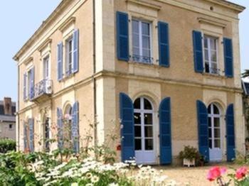 Logis Le Parc Hotel & Spa : Hotel near Villiers-Charlemagne