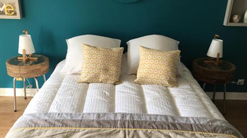 CHAMBRE SCANDY B&B : Bed and Breakfast near Limeray