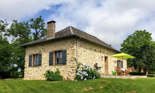 Les Pieds dans l'pre : Guest accommodation near Saint-Ybard