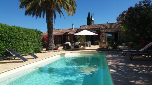 Mas Lou Souleil : Bed and Breakfast near Aigues-Mortes