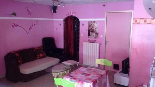 studio chez l habitant : Guest accommodation near Beynes