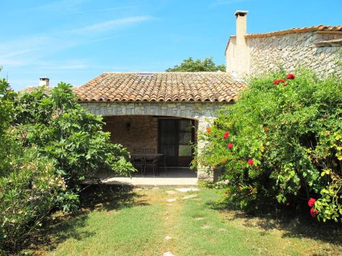Campagne Saint-Jean 122S : Guest accommodation near Forcalquier
