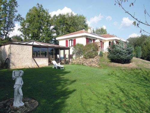 Holiday Home Le Champ St. Pere Le Bois Merlet : Guest accommodation near Nesmy
