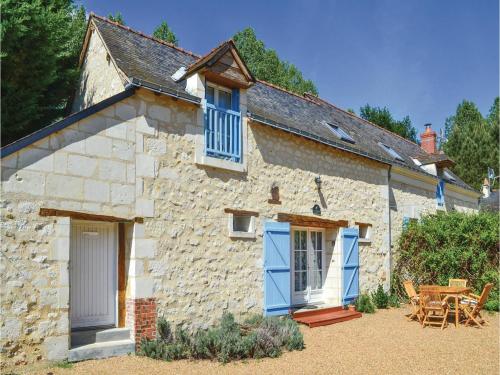 Two-Bedroom Holiday Home in Vernoil : Guest accommodation near Gizeux