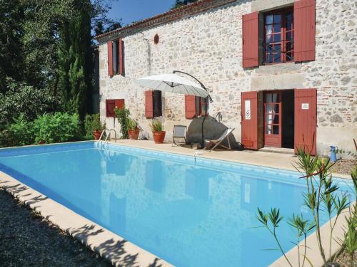 Holiday Home Tonneins : Guest accommodation near Aiguillon