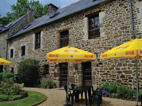 Holiday Home Dinan Gite : Guest accommodation near Les Champs-Géraux