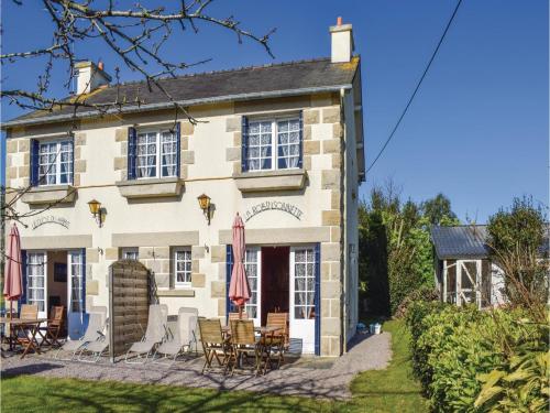 Two-Bedroom Holiday Home in Saint Cast Le Guildo : Guest accommodation near Pléboulle