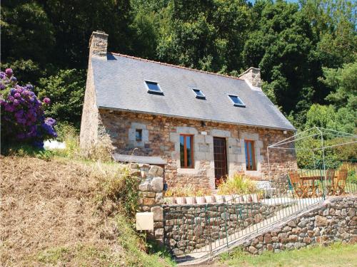 Holiday Home Lezardrieux with Sea View 01 : Guest accommodation near Paimpol