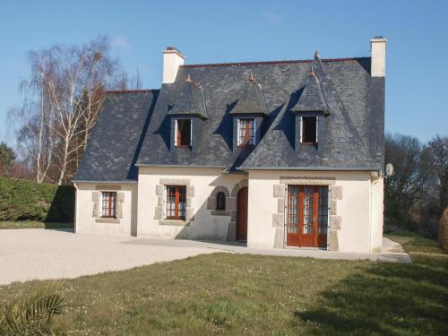 Holiday home Andreas Paralio H-689 : Guest accommodation near Lézardrieux