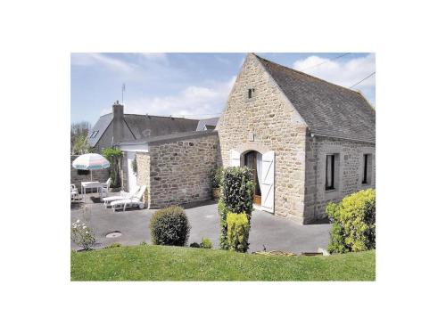 Holiday Home Millepertuis : Guest accommodation near Plobannalec-Lesconil