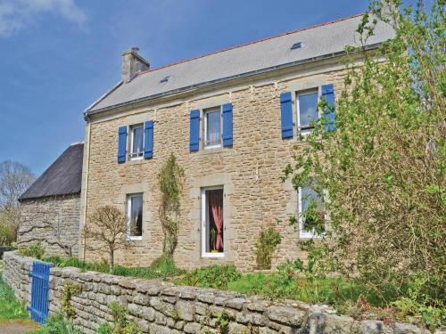 Holiday home Plogastel St Germain *XII * : Guest accommodation near Guiler-sur-Goyen