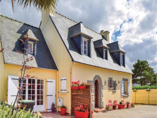 Holiday home Cleder ST-1626 : Guest accommodation near Cléder