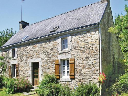 Holiday home Kervenic : Guest accommodation near Plouay