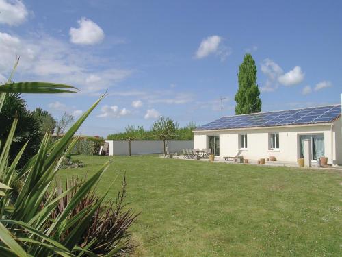 Holiday Home Montpellier d Medillan I : Guest accommodation near Thézac