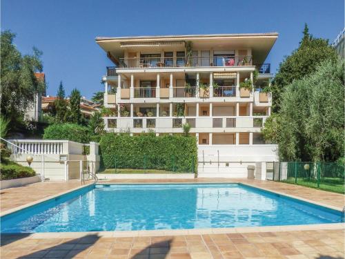 Two-Bedroom Apartment in Cannes : Apartment near Le Cannet