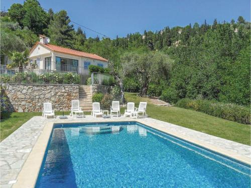 Four-Bedroom Holiday Home in Callian : Guest accommodation near Montauroux