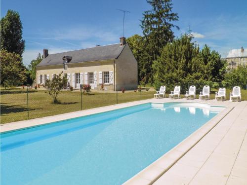 Holiday Home La Garenne : Guest accommodation near Courléon