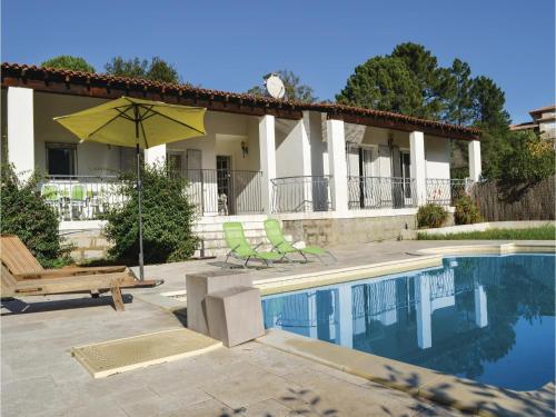 Three-Bedroom Holiday Home in Ste lucie de p.vecchio : Guest accommodation near Lecci