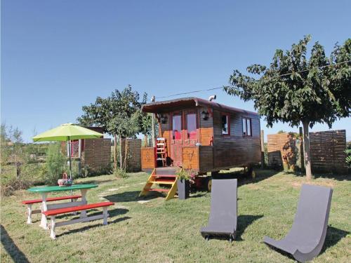 Holiday Home Franquevaux 04 : Guest accommodation near Beauvoisin