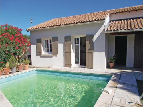 Two-Bedroom Holiday Home in Les Angles : Guest accommodation near Barbentane