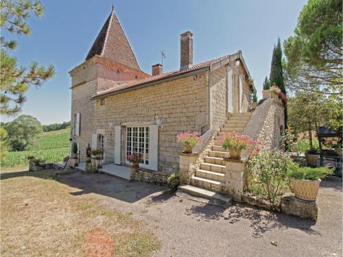 Holiday Home Le Mazet - 01 : Guest accommodation near Blaye-les-Mines