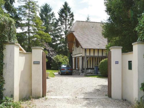 Holiday Home Sezincour : Guest accommodation near Bosc-Bénard-Commin