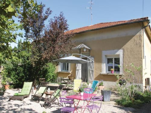 Holiday home Saint Remy de Provence 68 with Game Room : Guest accommodation near Mas-Blanc-des-Alpilles