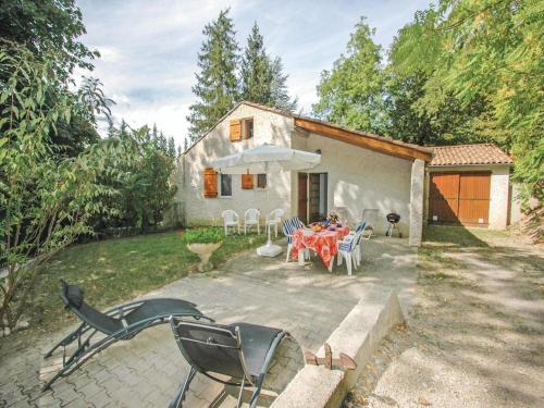 Holiday Home La Tuilerie - 08 : Guest accommodation near Lesches-en-Diois
