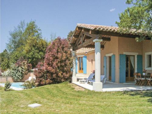 Holiday Home Chemin De La Mutte : Guest accommodation near Roussillon