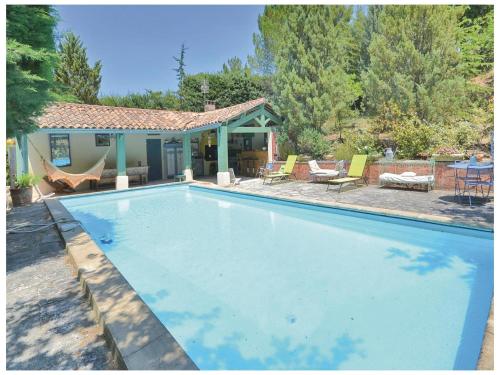 Two-Bedroom Holiday home Roussillon 0 02 : Guest accommodation near Lioux