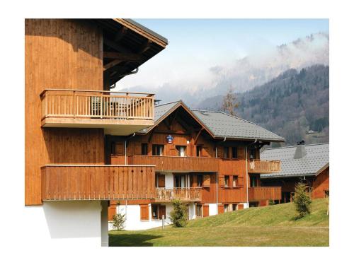 Two-Bedroom Apartment in Samoens : Apartment near Sixt-Fer-à-Cheval