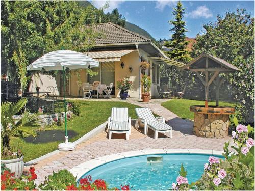 Holiday home Cruet 34 with Outdoor Swimmingpool : Guest accommodation near La Croix-de-la-Rochette