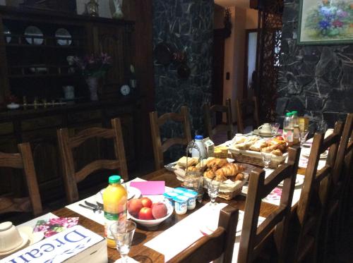 Demeure d'hôtes Les Irisynes : Bed and Breakfast near Voglans