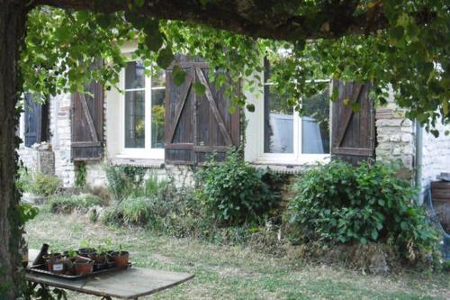 Au puits de la Mogne : Bed and Breakfast near Bercenay-en-Othe