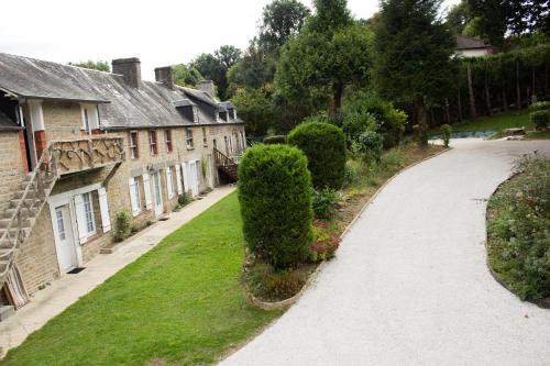 gîtes de la petite suisse : Guest accommodation near Montigny