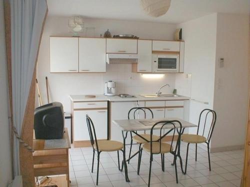 Apartment La chaume studio avec parking : Apartment near Olonne-sur-Mer